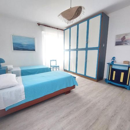 Apartamento Oblo Sul Mare Porto Torres Exterior foto